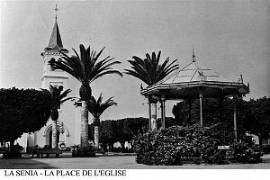 LA SENIA - LA PLACE DE L'EGLISE